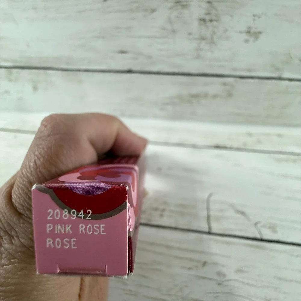 Mary Kay Velvet‎ Lip Crayon Pink Rose 208942 Matte Lip Color 0.04 oz NIB